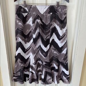 Linen Blend A-Line Midi Skirt Chevron Pattern Black Gray White Ruffled Casual